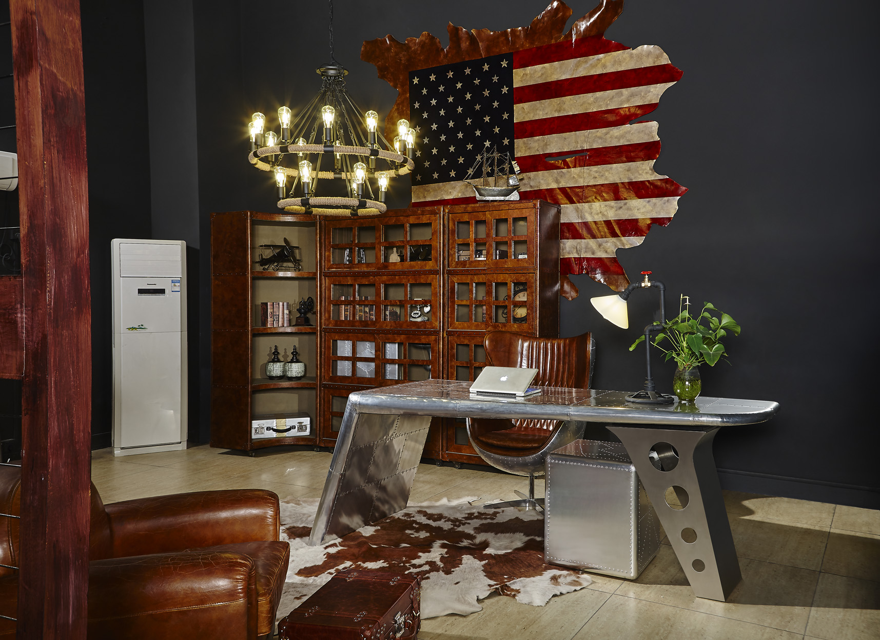 AVIATOR DESK T826#